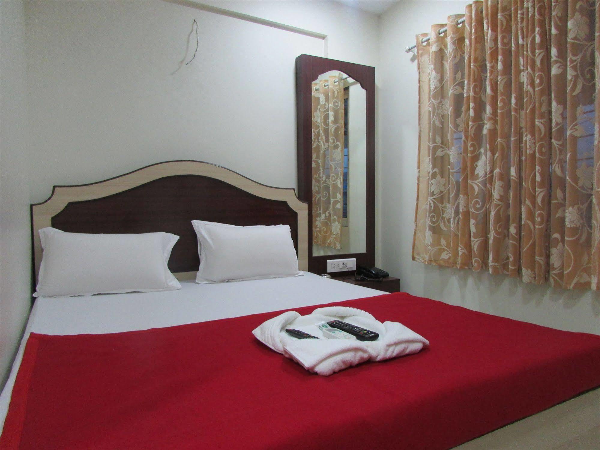 Royal Annex Hotel Mumbai Exterior photo