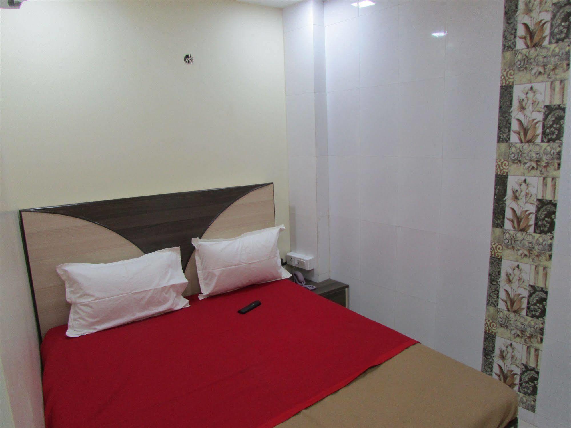 Royal Annex Hotel Mumbai Exterior photo