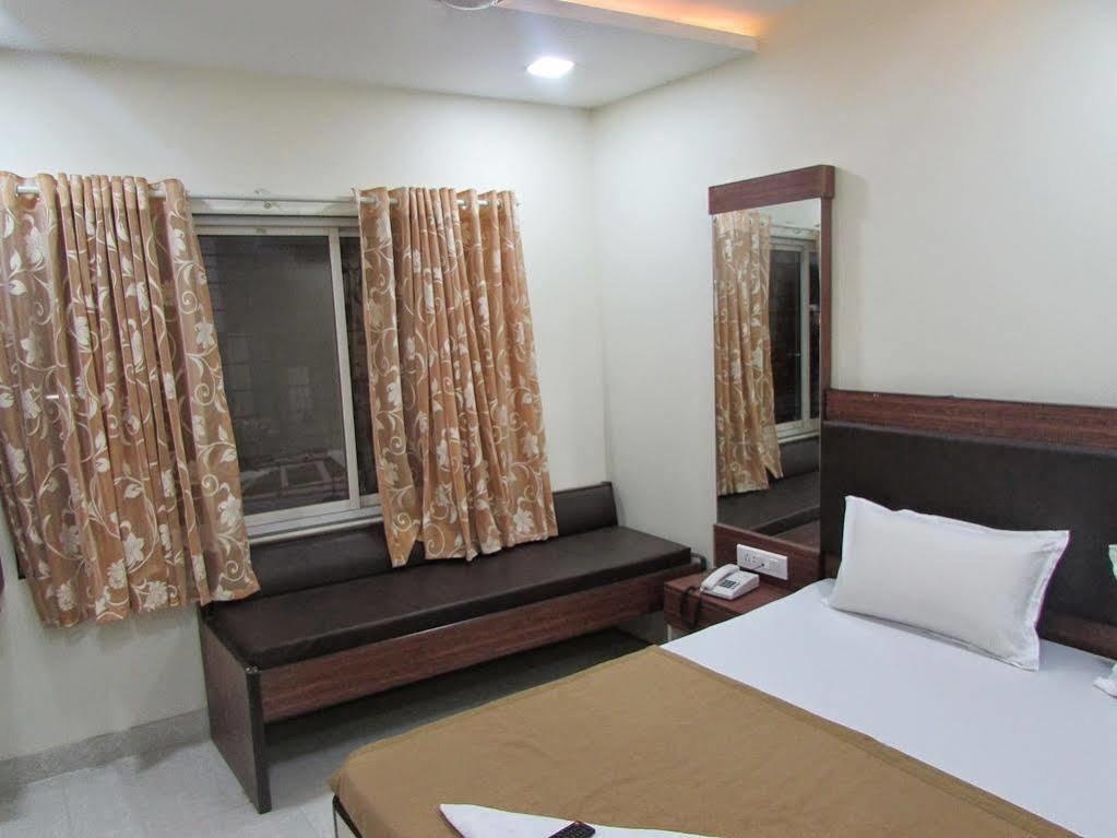 Royal Annex Hotel Mumbai Exterior photo